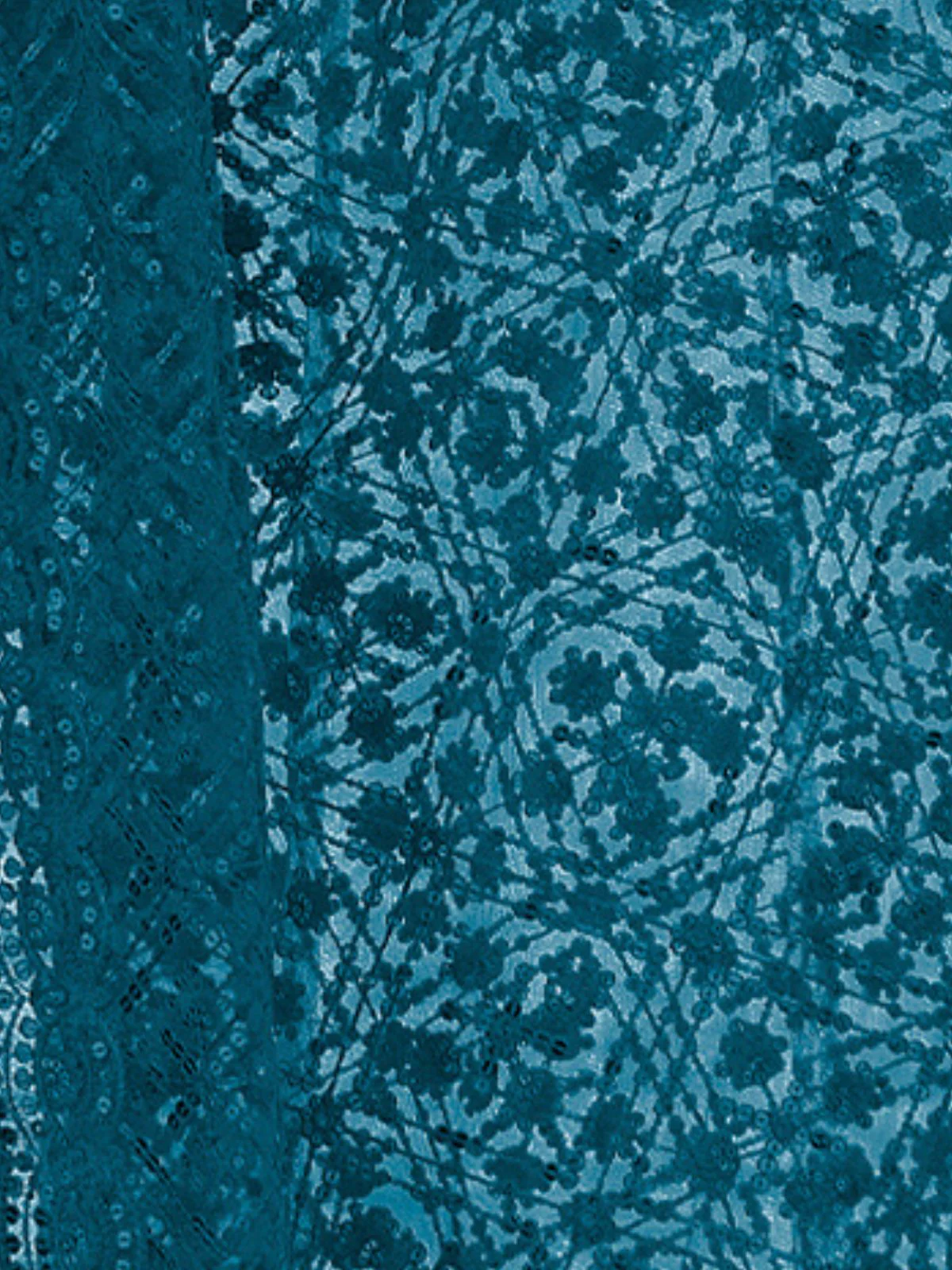 Odette Teal Embroidered Net Saree With Unstitched Blouse For Women - Image 3