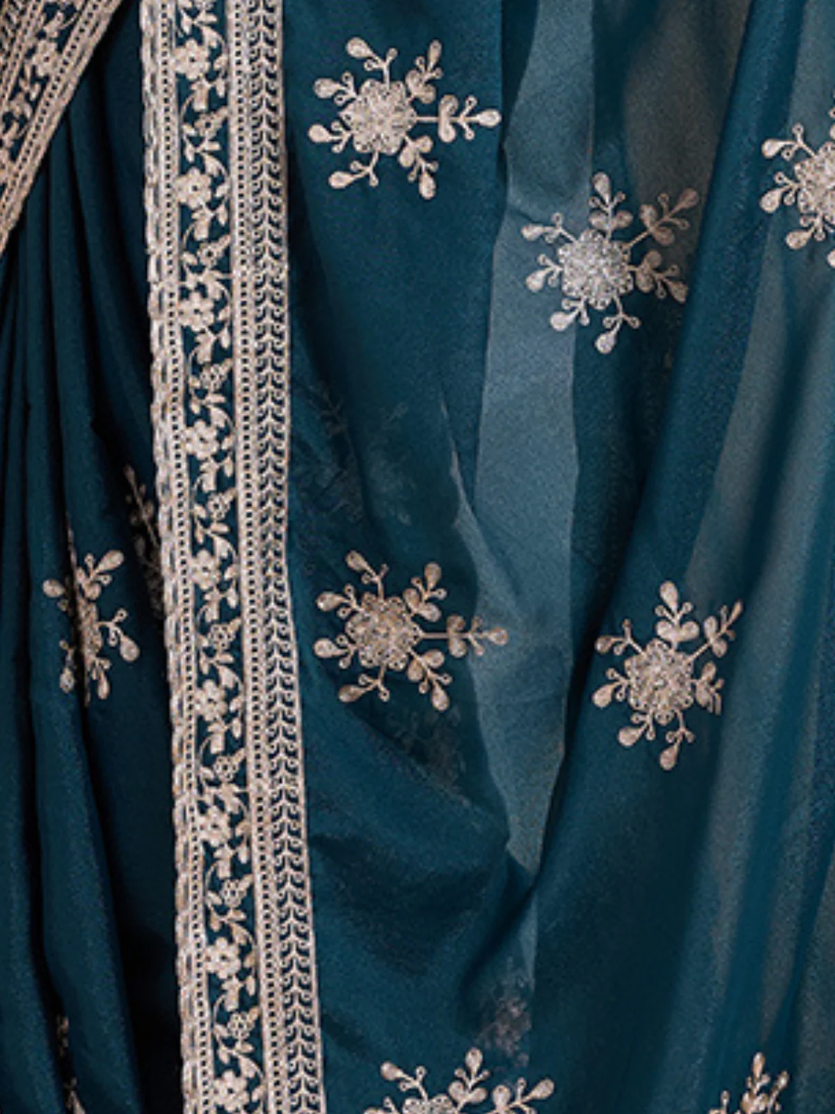 Odette Teal Georgette Printed Saree For Women - Image 5
