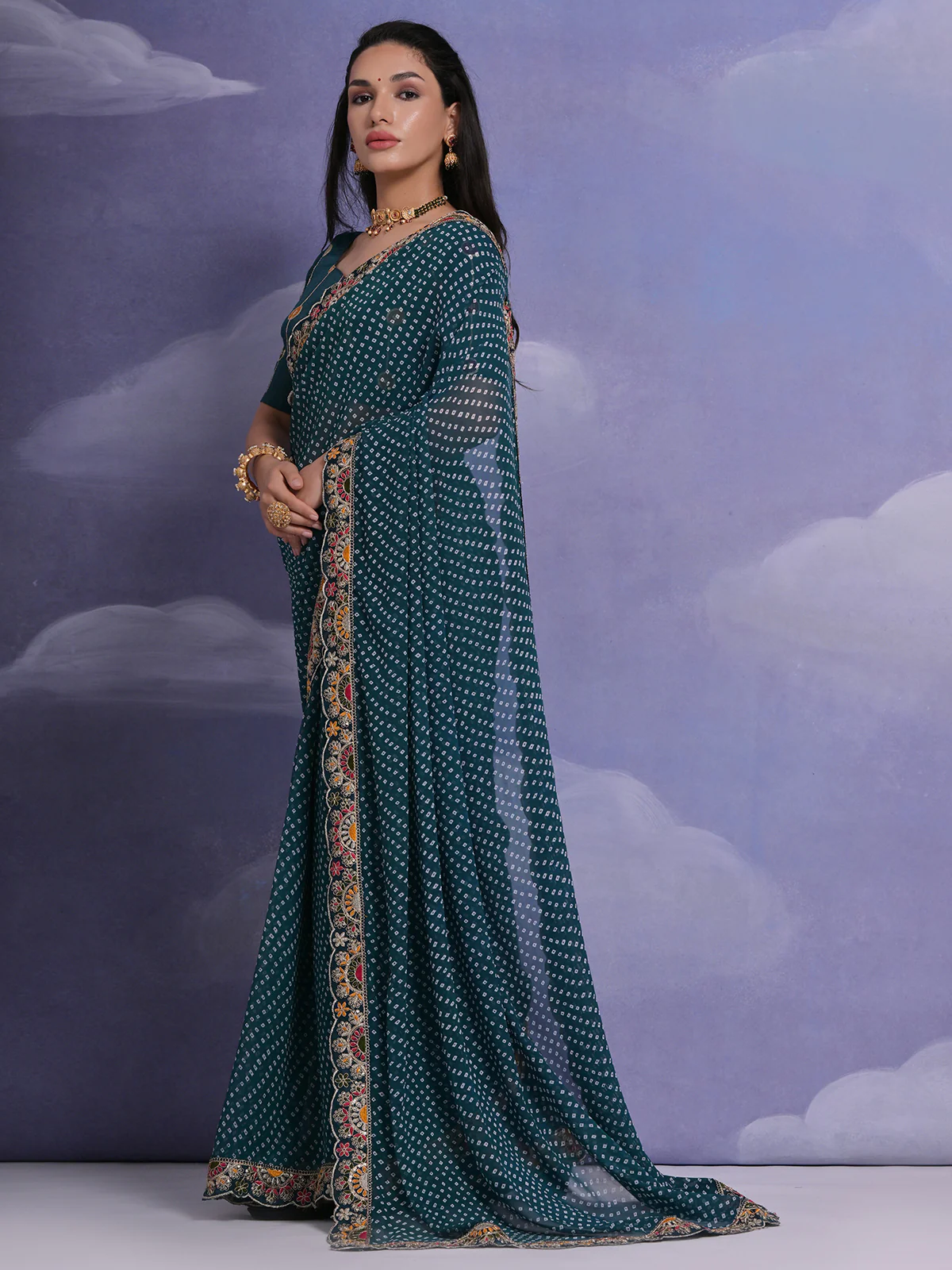 Odette Teal Printed Georgette Saree With Unstitched Blouse For Women - Image 3