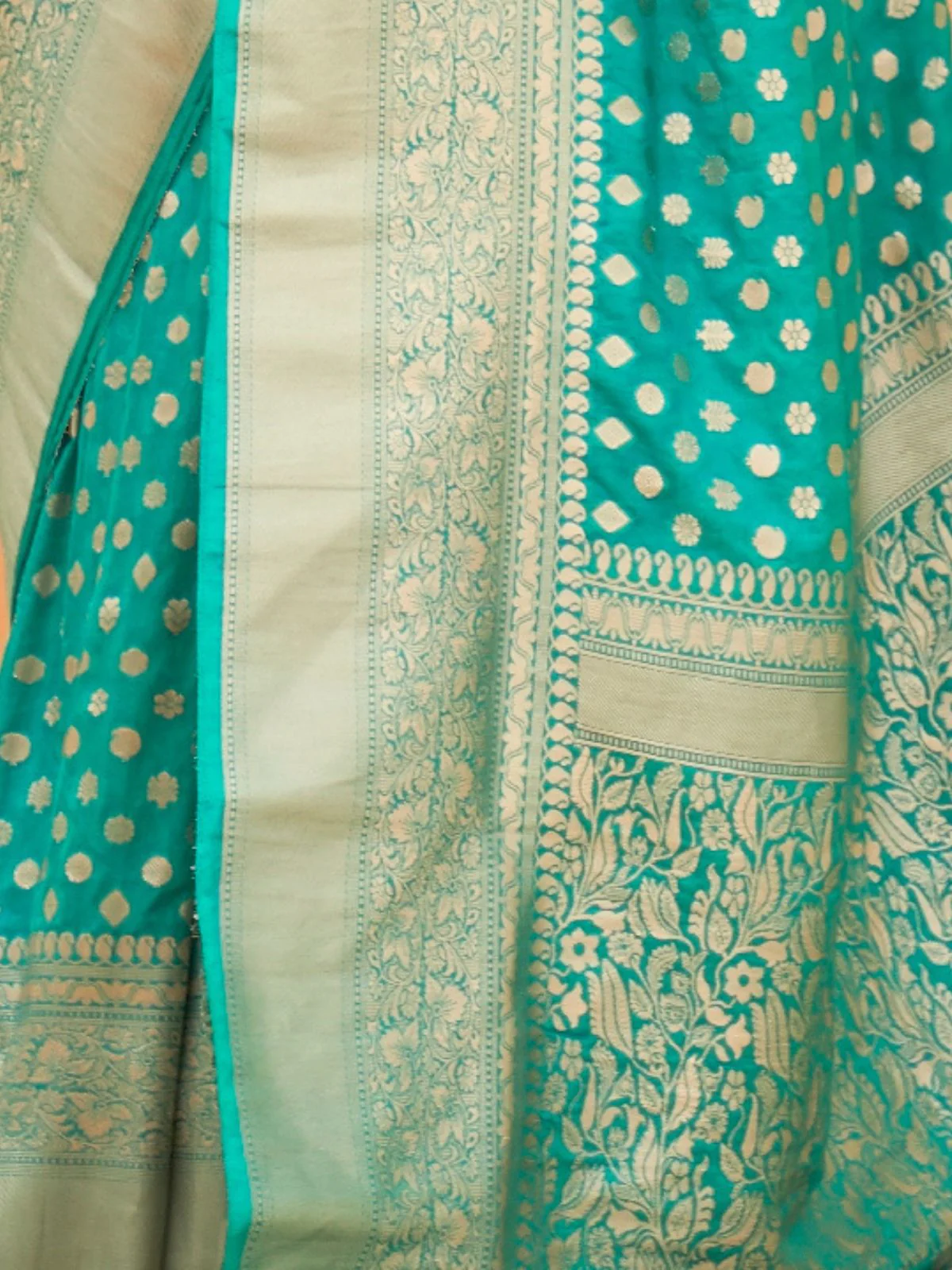 Odette Teal Woven Silk Blend Saree With Unstitched Blouse For Women - Image 4