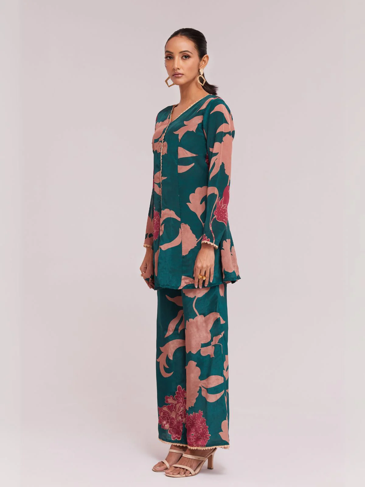 Odette Teal Silk Blend Printed Stitched Co-Ord Set For Women - Image 3
