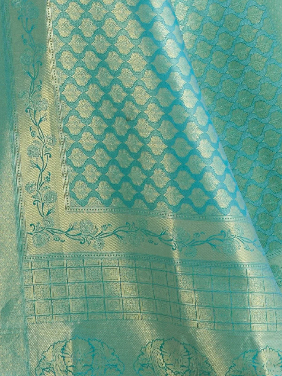Odette Teal Silk Blend Woven Saree With Unstitched Blouse For Women - Image 3