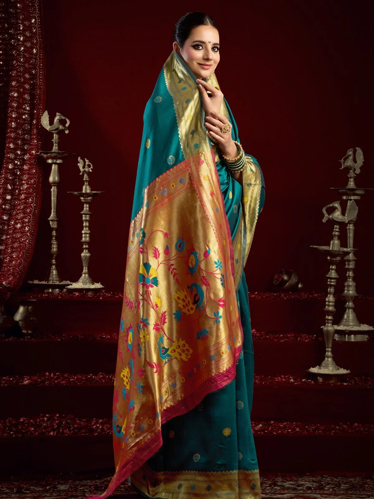 Odette Teal Silk Woven Paithani Saree For Women - Image 3