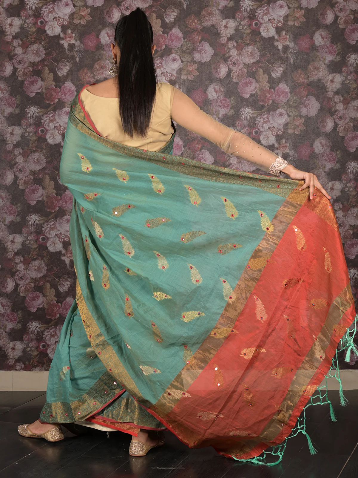 Odette Teal Woven Cotton Silk Blend Saree With Unstitched Blouse For Women - Image 4