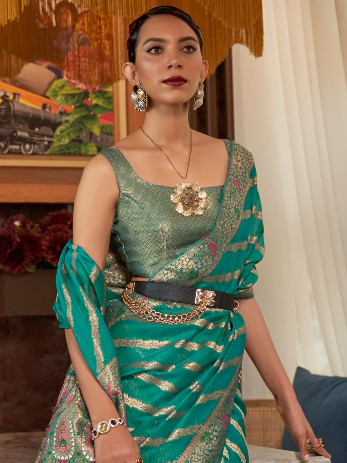 Odette Teal Woven Design Silk Blend Saree With Unstitched Blouse For Women - Image 3