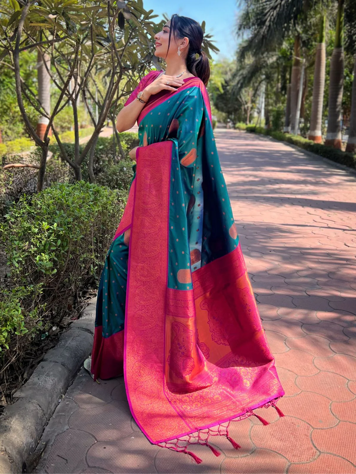 Odette Teal Woven Design Soft Silk Saree With Unstitched Blouse For Women - Image 2