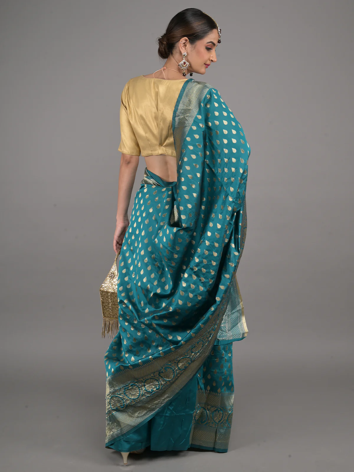 Odette Teal Woven Silk Blend Saree with Unstitched Blouse for Women - Image 3