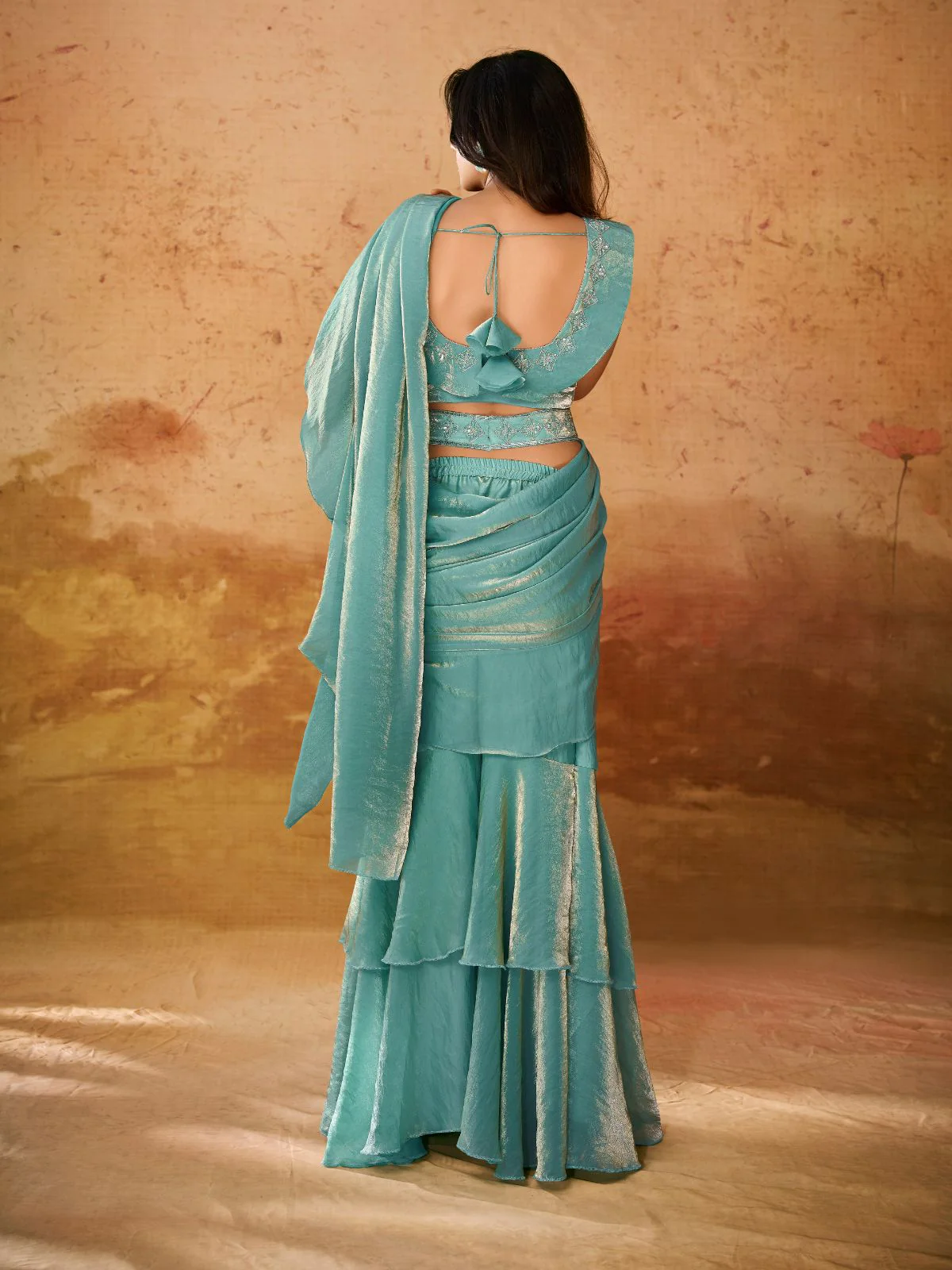 Odette Turquoise Solid Organza Ready To Wear Saree With Stitched Blouse For Women - Image 4