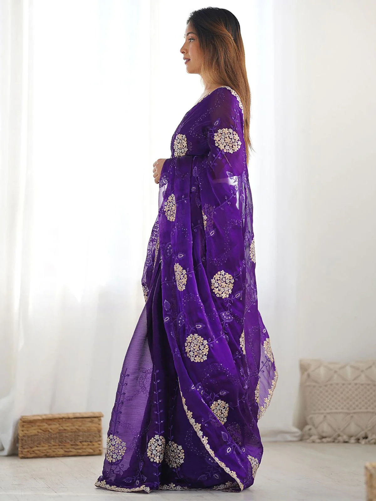 Odette Violet Chiffon Embroidered Elegant Saree For Women - Image 4