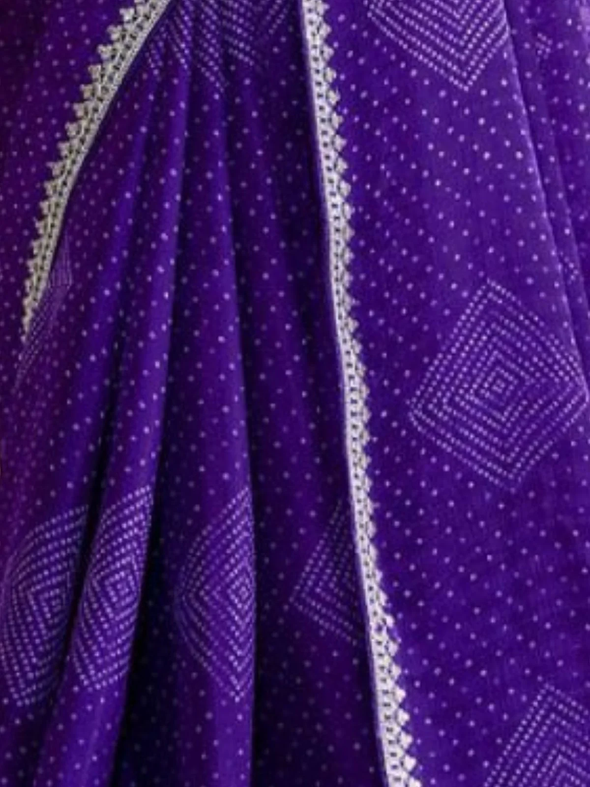 Odette Voilet Chiffon Embellished Saree For Women - Image 4