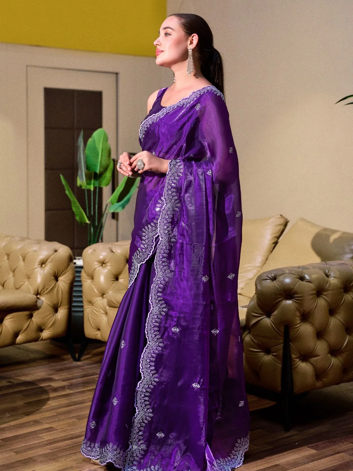 Odette Voilet Chiffon Embellished Saree For Women - Image 3