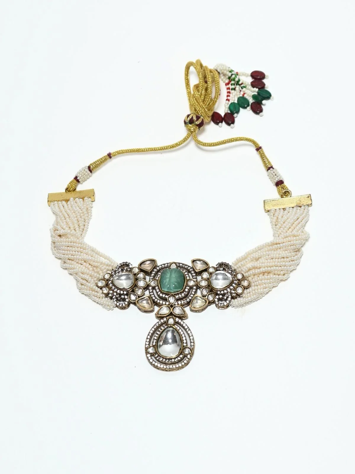 Odette White And Green Alloy Kundan And Stone Jewellery Set For Women - Image 4