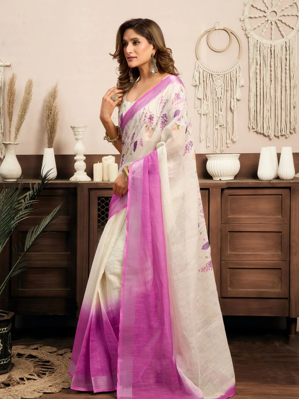Odette White And Pink Cotton Linen Zari Work Saree For Women - Image 2