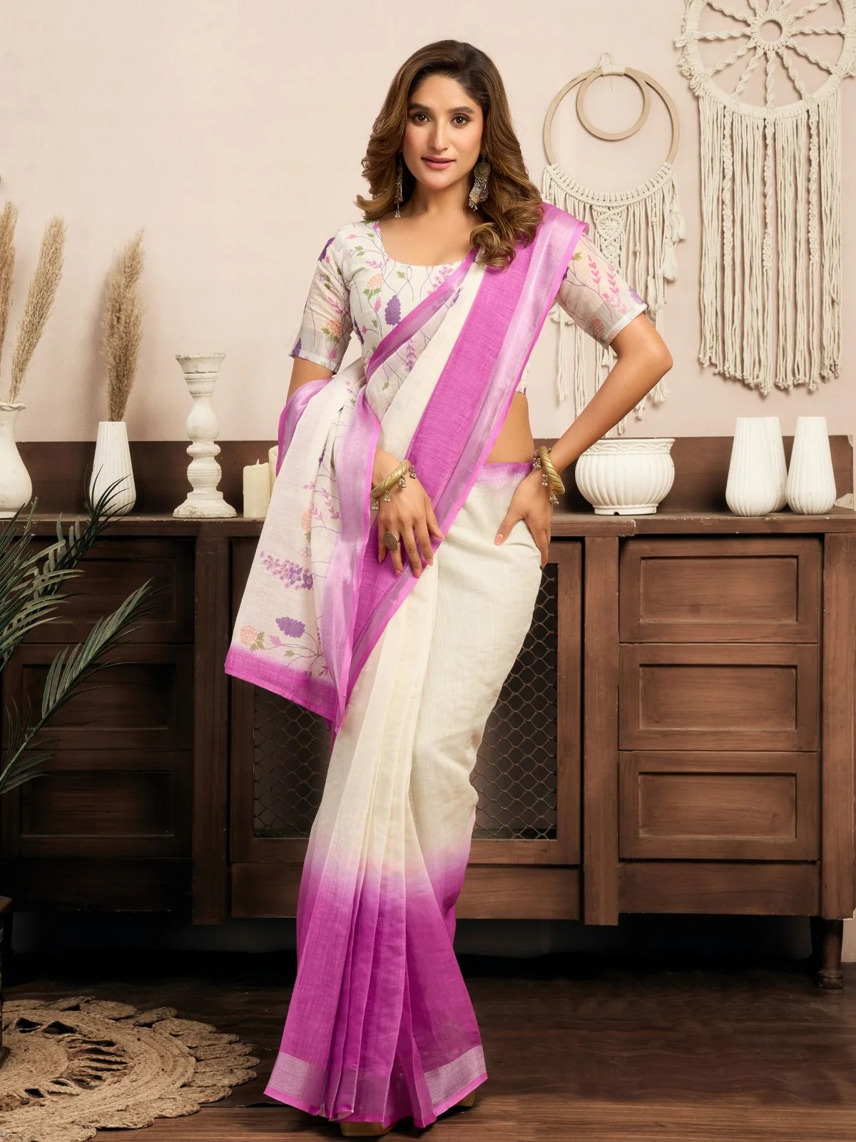 Odette White And Pink Cotton Linen Zari Work Saree For Women - Image 3