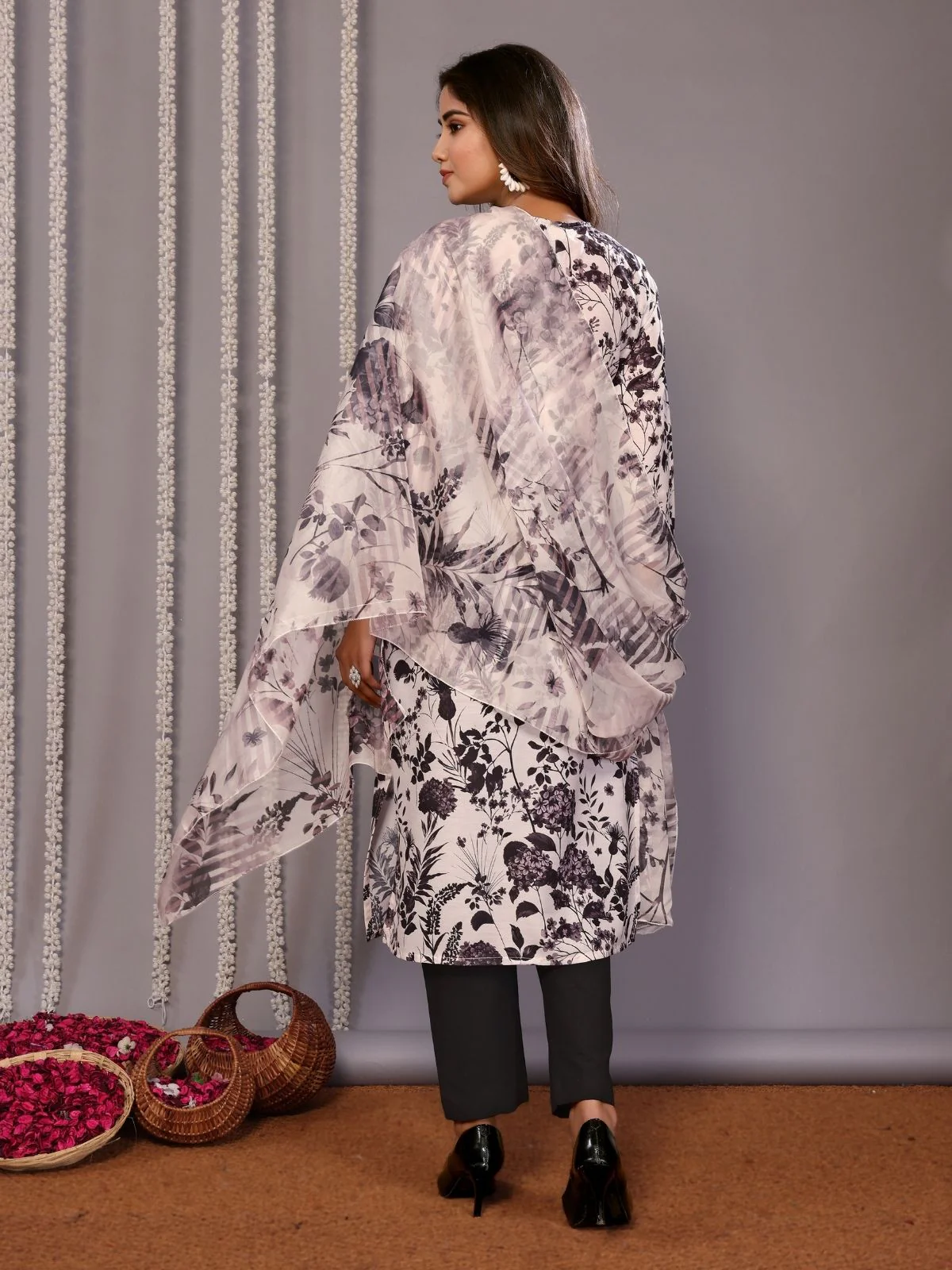 Odette White & Black Cotton Blend Printed Stiched Kurta Set For Women - Image 3