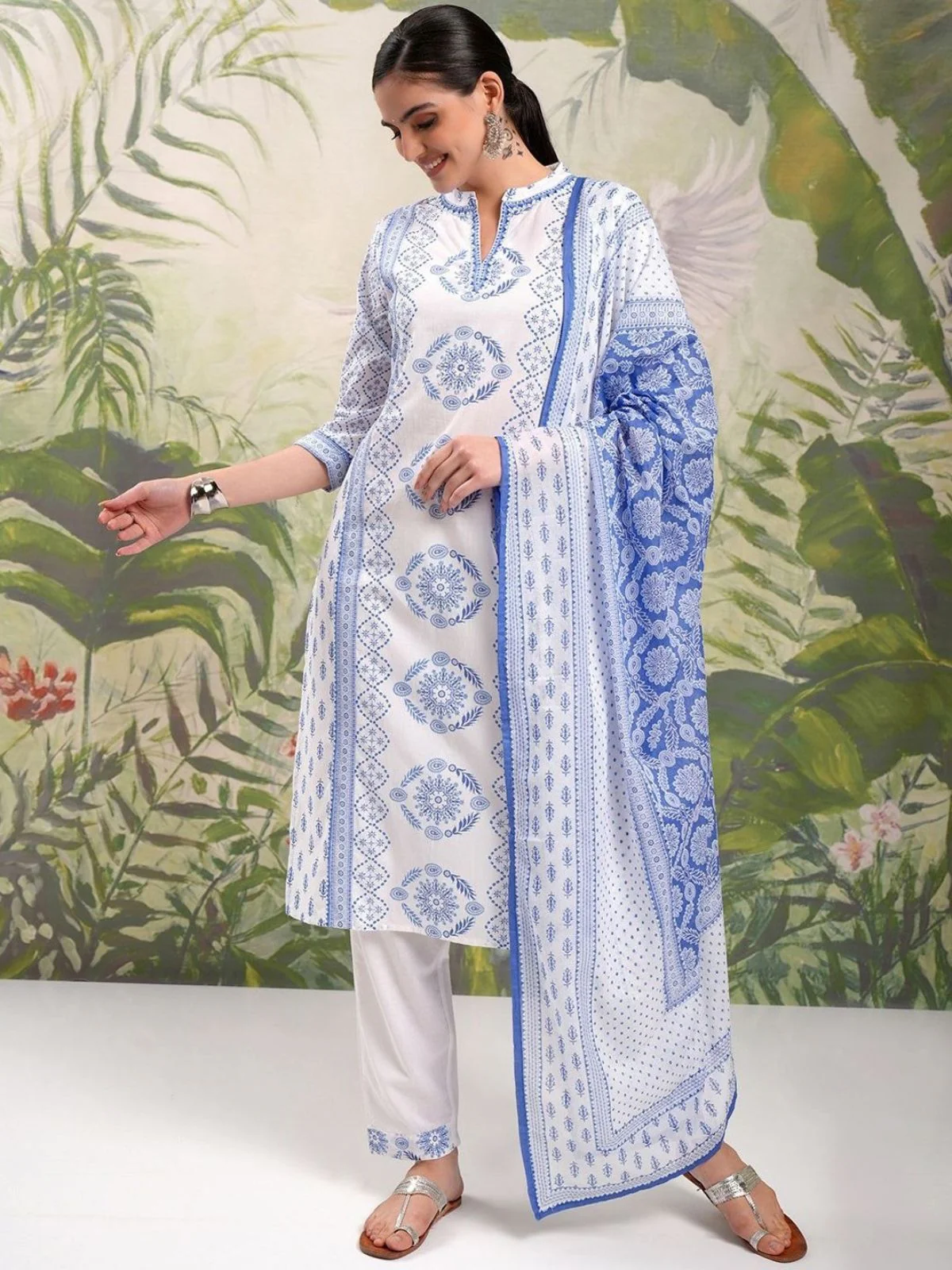 Odette White & Blue Viscose Printed Stiched Kurta Set For Women - Image 3