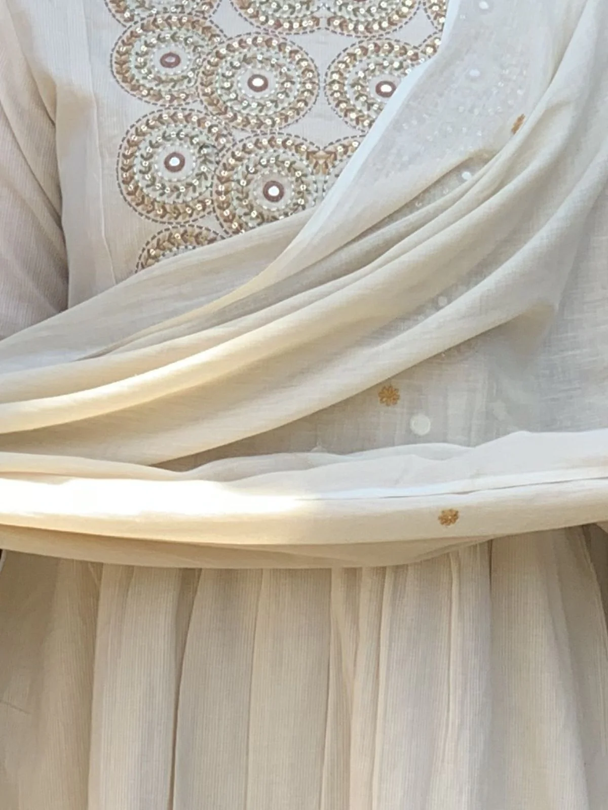 Odette White Cotton Blend Embroidered Kurta Set For Women - Image 4