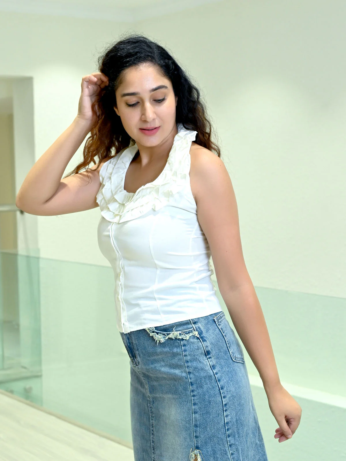 Odette White Cotton Cambric Solid Top For Women Stylish Wear - Image 2