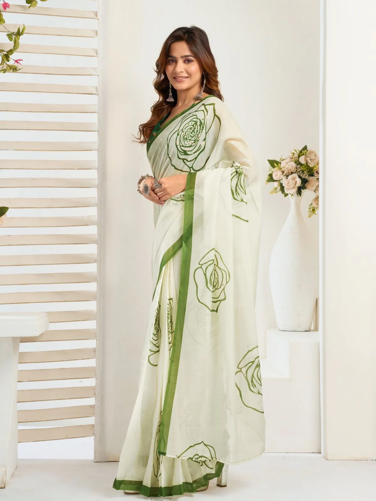 Odette White Cotton Linen Zari Work Saree For Women - Image 2