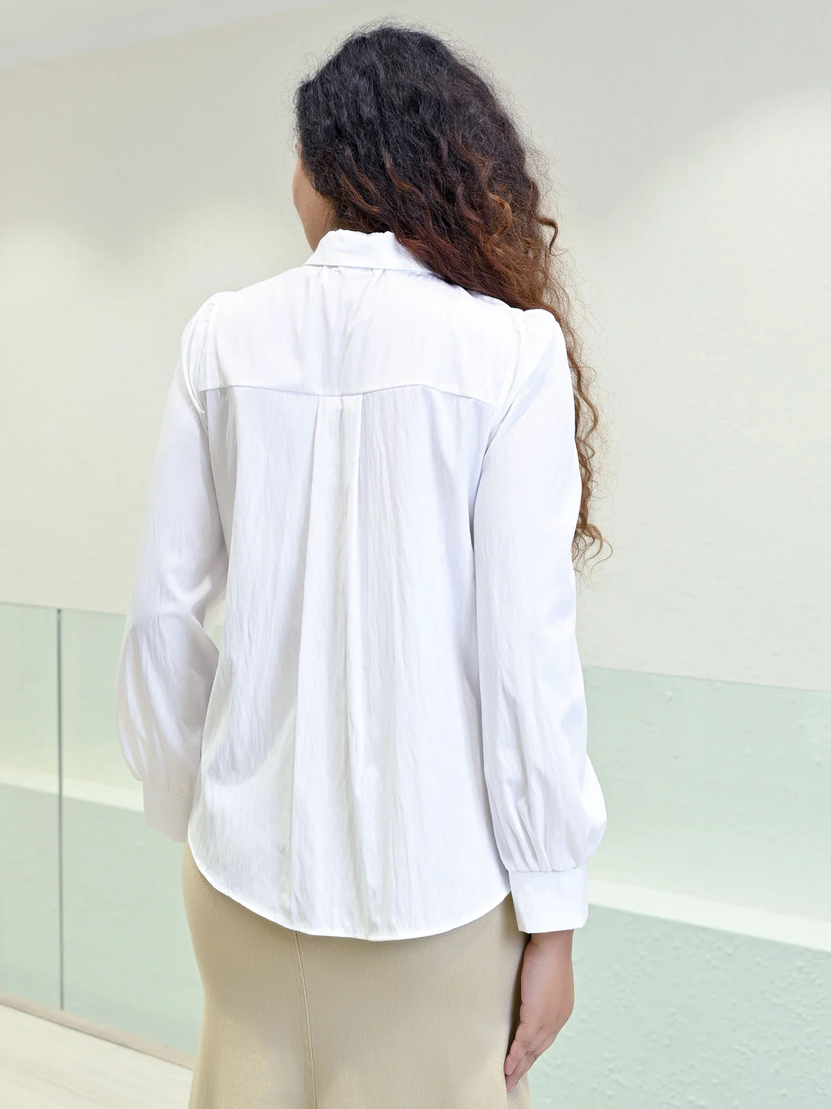 Odette White Cotton Poplin Solid Top For Women Stylish Wear - Image 3