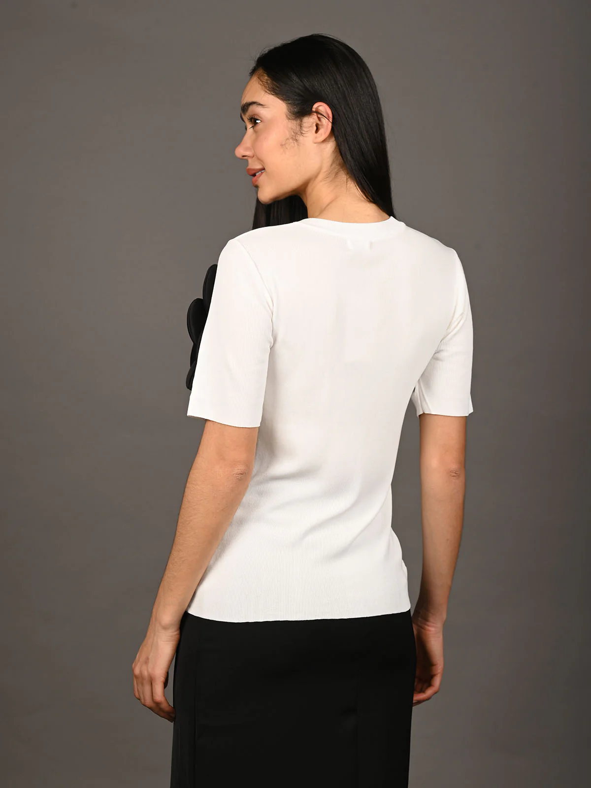 Odette White Cotton Rib Solid With Black Flower Top For Women - Image 3