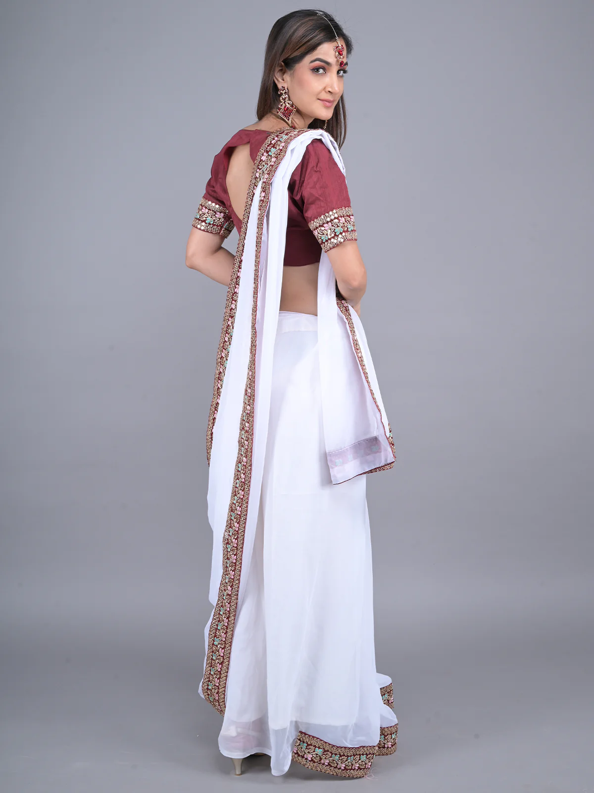 Odette White Embroidered Georgette Saree with Unstitched Blouse for Women - Image 3