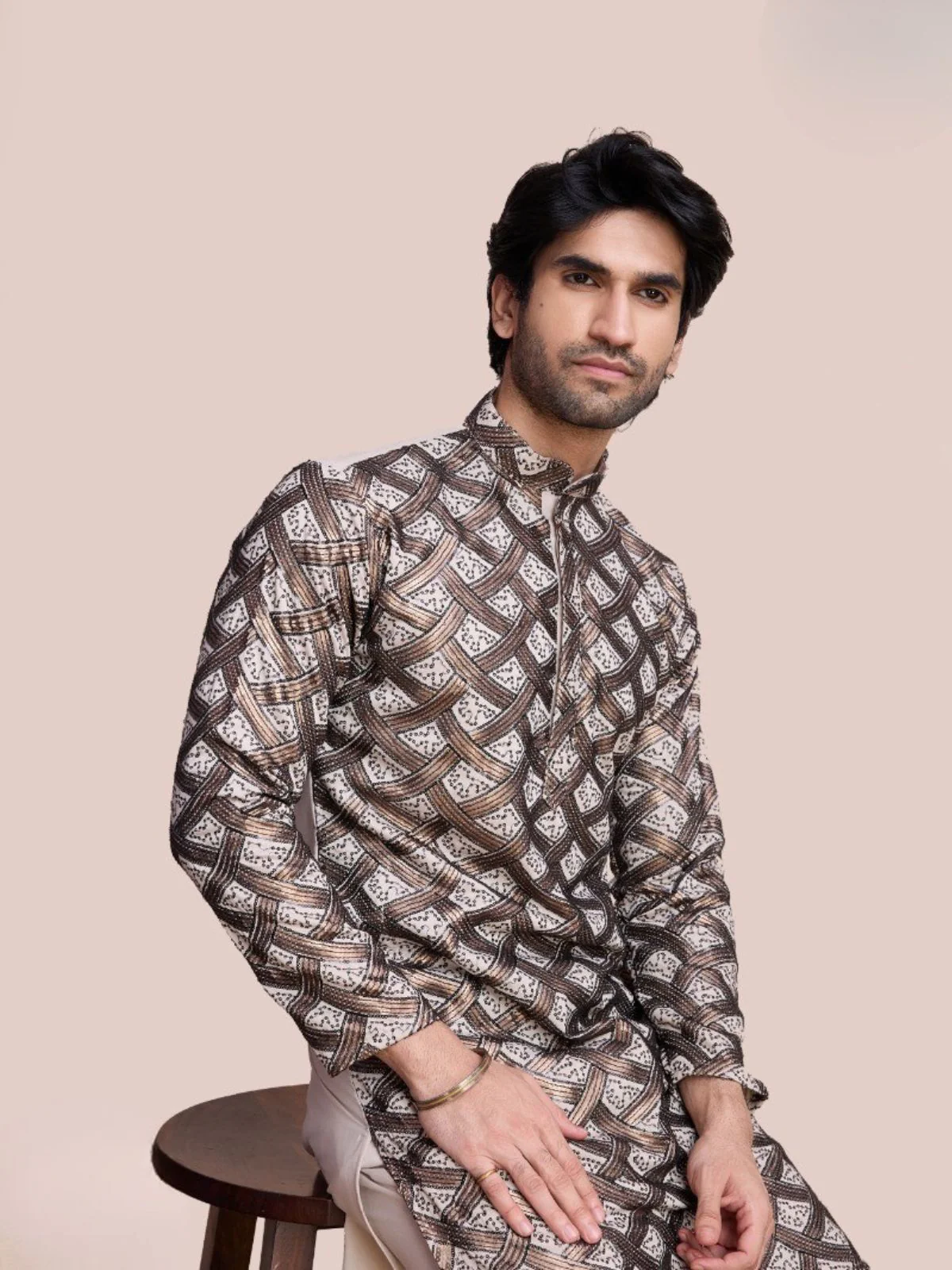 Odette White Silk Blend Gold Sequins Stitched  Kurta For Men - Image 3