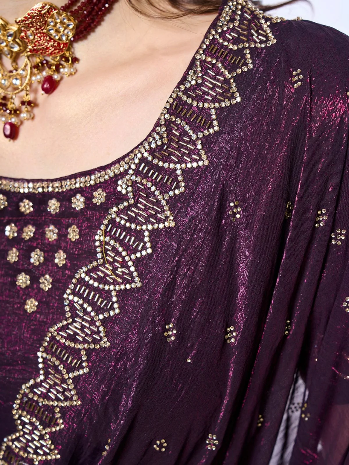 Odette Wine Chiffon Embroidered Saree With Unstitched Blouse For Women - Image 6