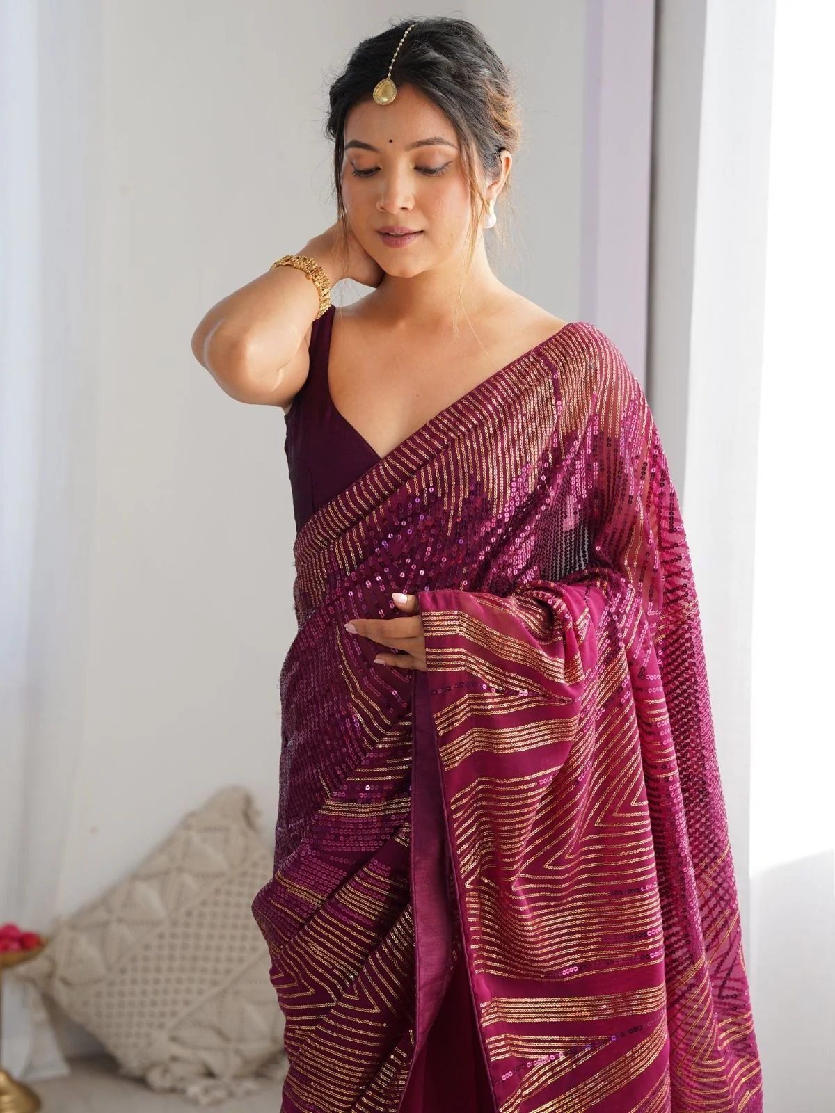 Odette Wine Georgette Embellished Solid Saree For Women - Image 4