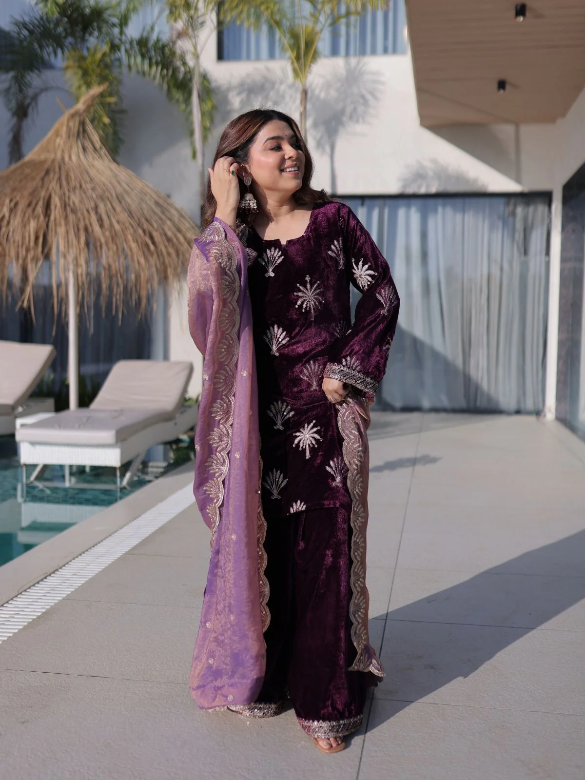 Odette Wine Velvet Embellished Kurta Set For Women - Image 2