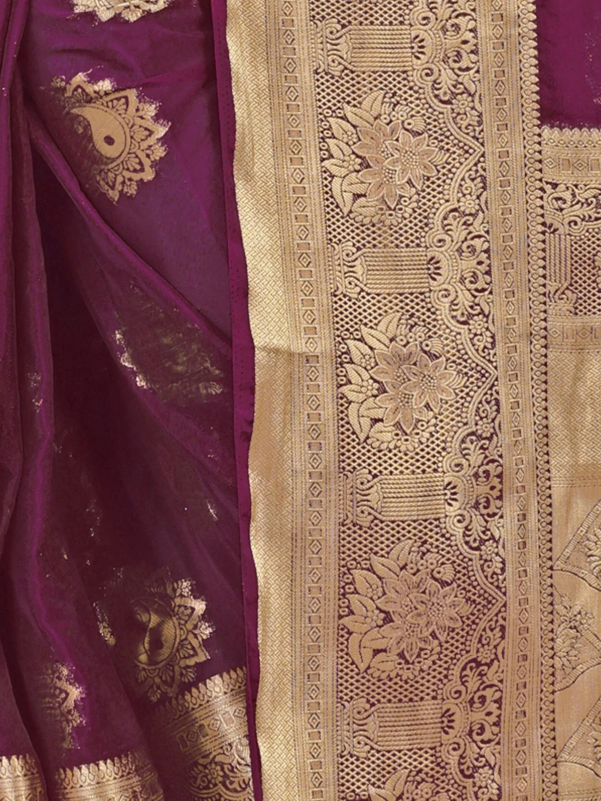 Odette Wine Viscose  Woven Saree With Unstitched Blouse For Women - Image 5