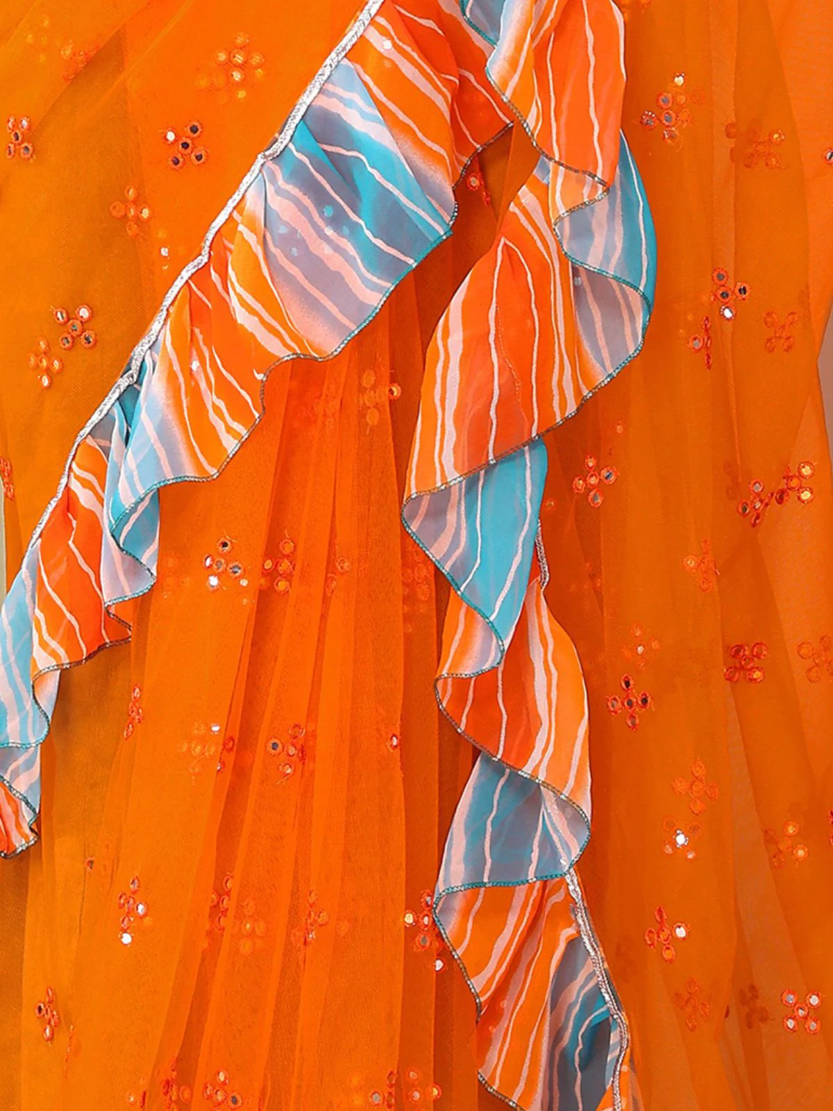 Odette Women Orange Net Mirror Work Saree With Unstitched Blouse - Image 5
