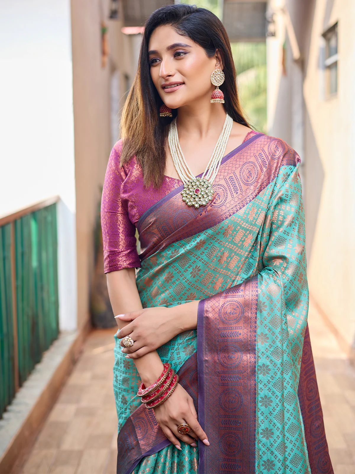 Odette Women's Blue Silk  Saree with unstitched Blouse - Image 4