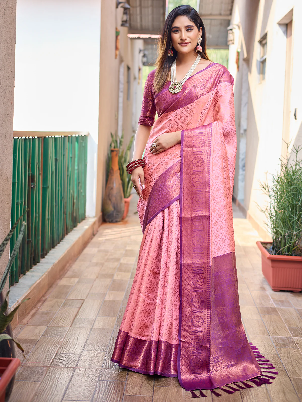 Odette Women's Peach Silk  Saree with unstitched Blouse - Image 2