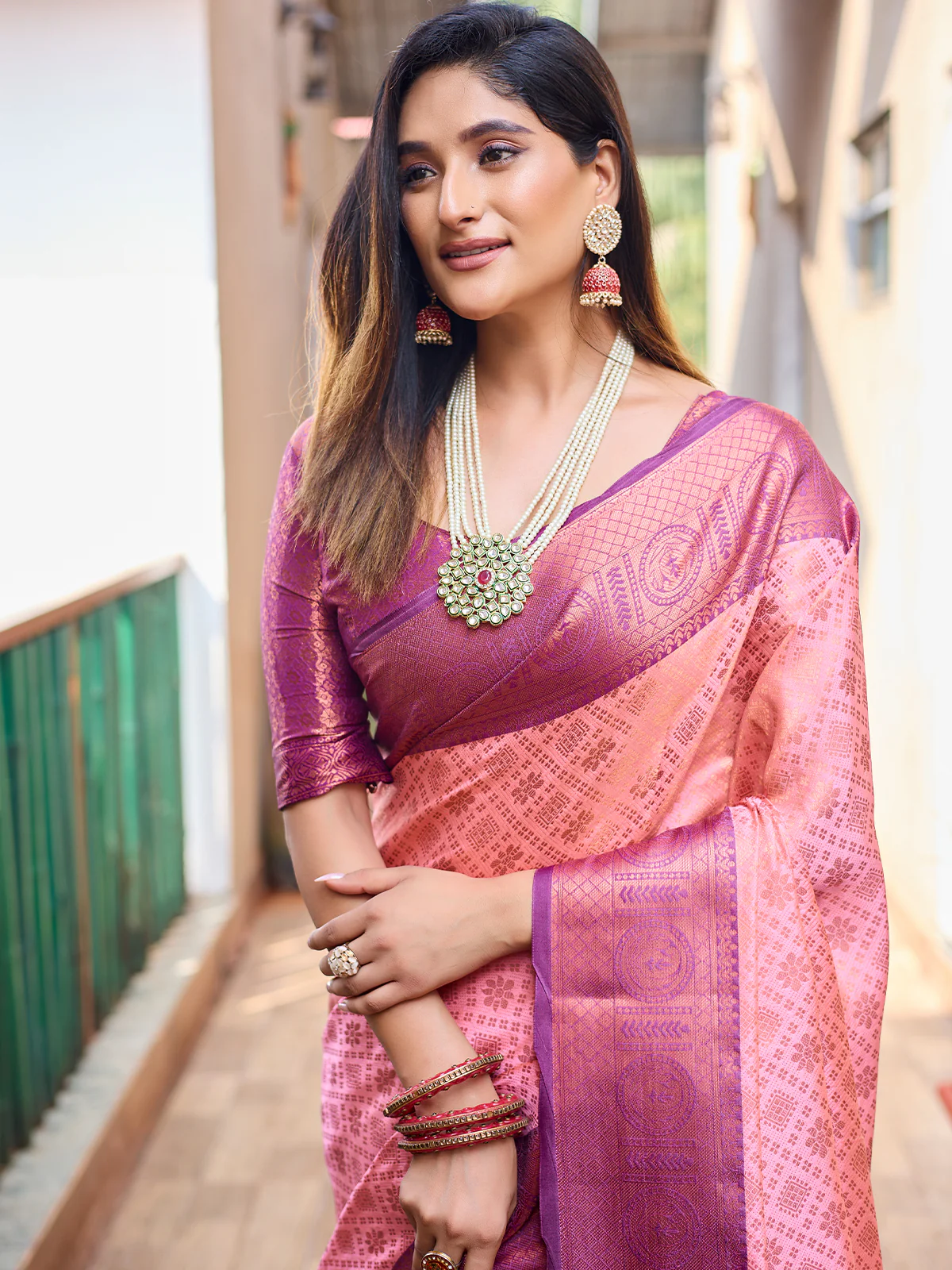Odette Women's Peach Silk  Saree with unstitched Blouse - Image 4