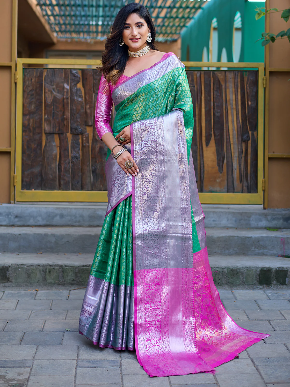 Odette Green Banarasi Silk Saree with unstitched Blouse For Women
