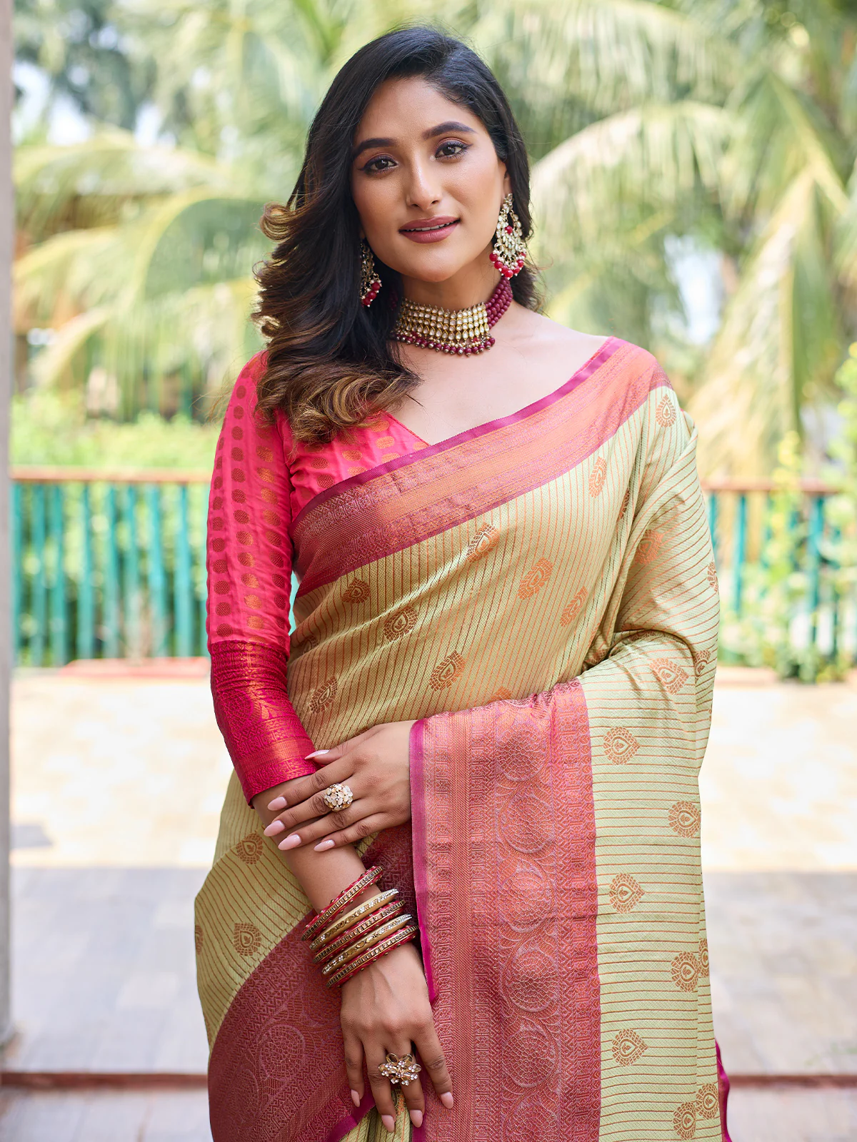 Odette Women's Beige Silk  Saree with unstitched Blouse - Image 4