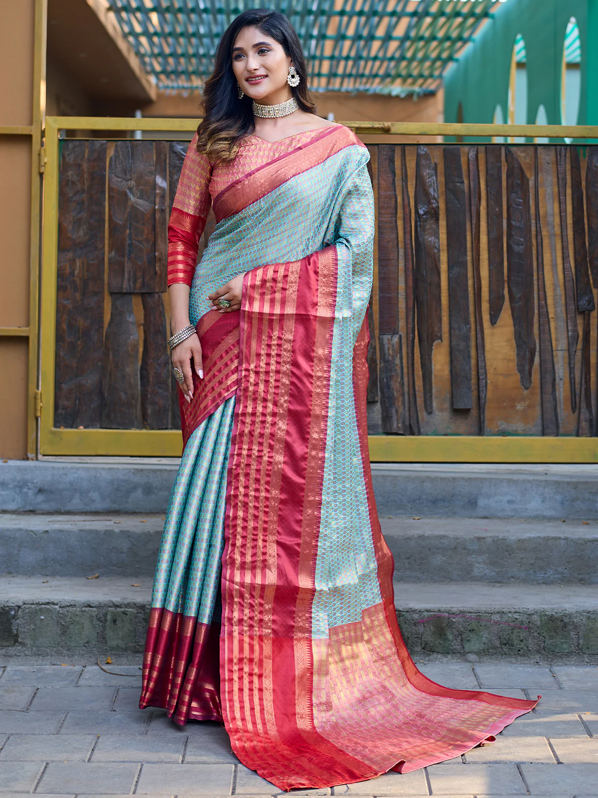 Odette Blue Silk Saree with unstitched Blouse For Women - Image 2