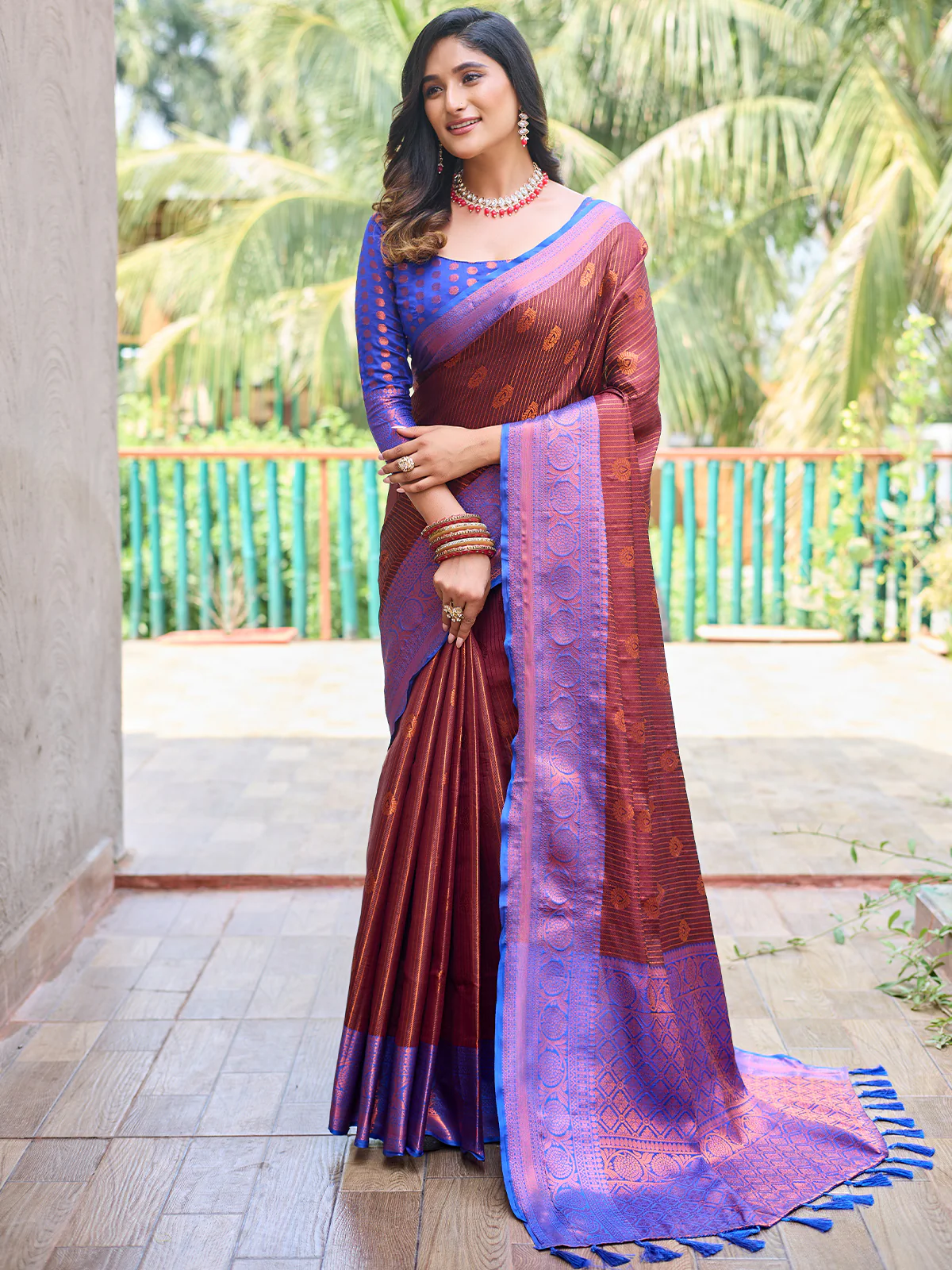 Odette Women's Maroon Silk  Saree with unstitched Blouse - Image 2