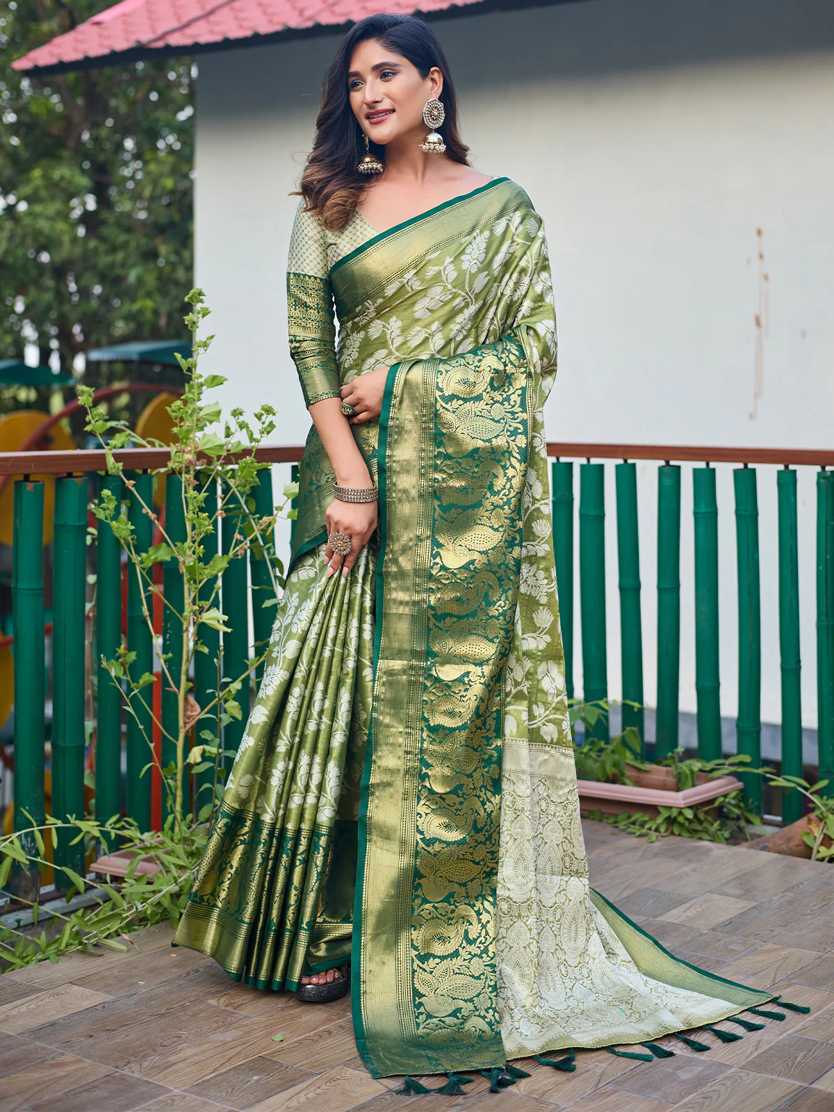 Odette Women's Olive Banarasi Silk  Saree with unstitched Blouse - Image 2