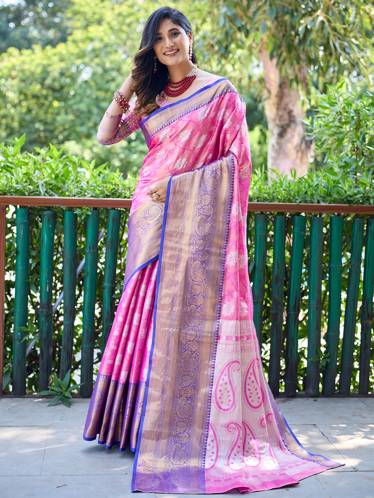 Odette Pink Silk Saree with unstitched Blouse For Women - Image 2