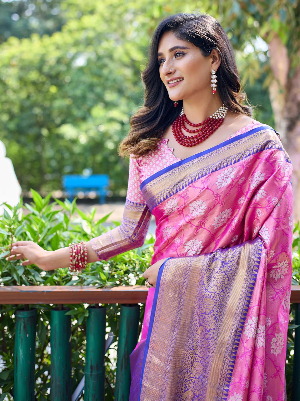 Odette Pink Silk Saree with unstitched Blouse For Women - Image 3