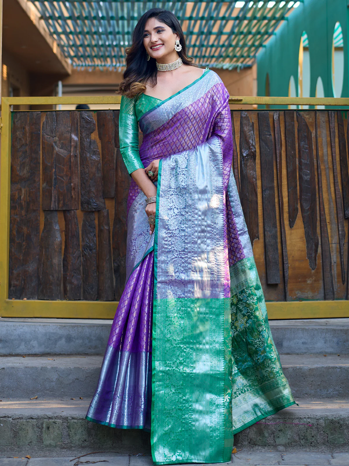 Odette Purple Banarasi Silk  Saree with unstitched Blouse For Women - Image 2