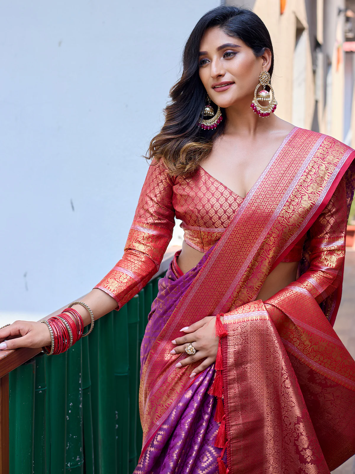 Odette Purple Silk Saree with unstitched Blouse For Women - Image 4