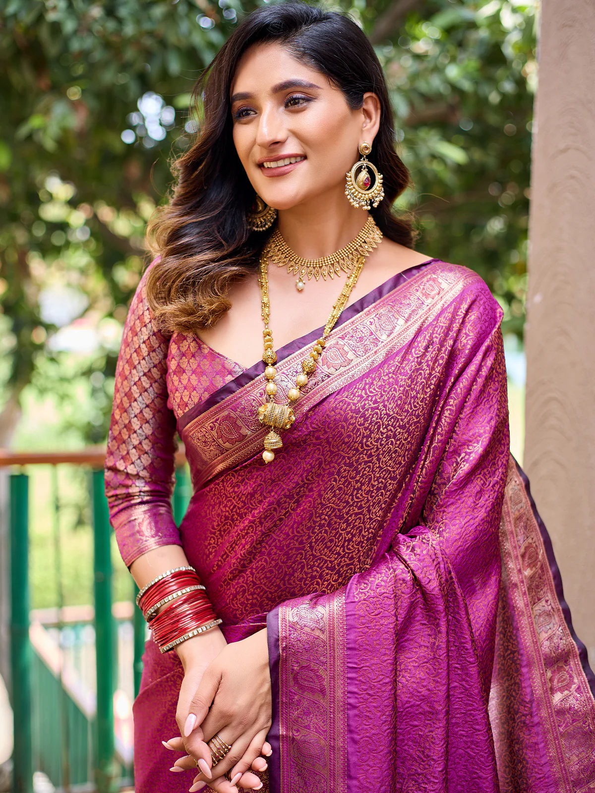 Odette Women's Purple Silk  Saree with unstitched Blouse - Image 3