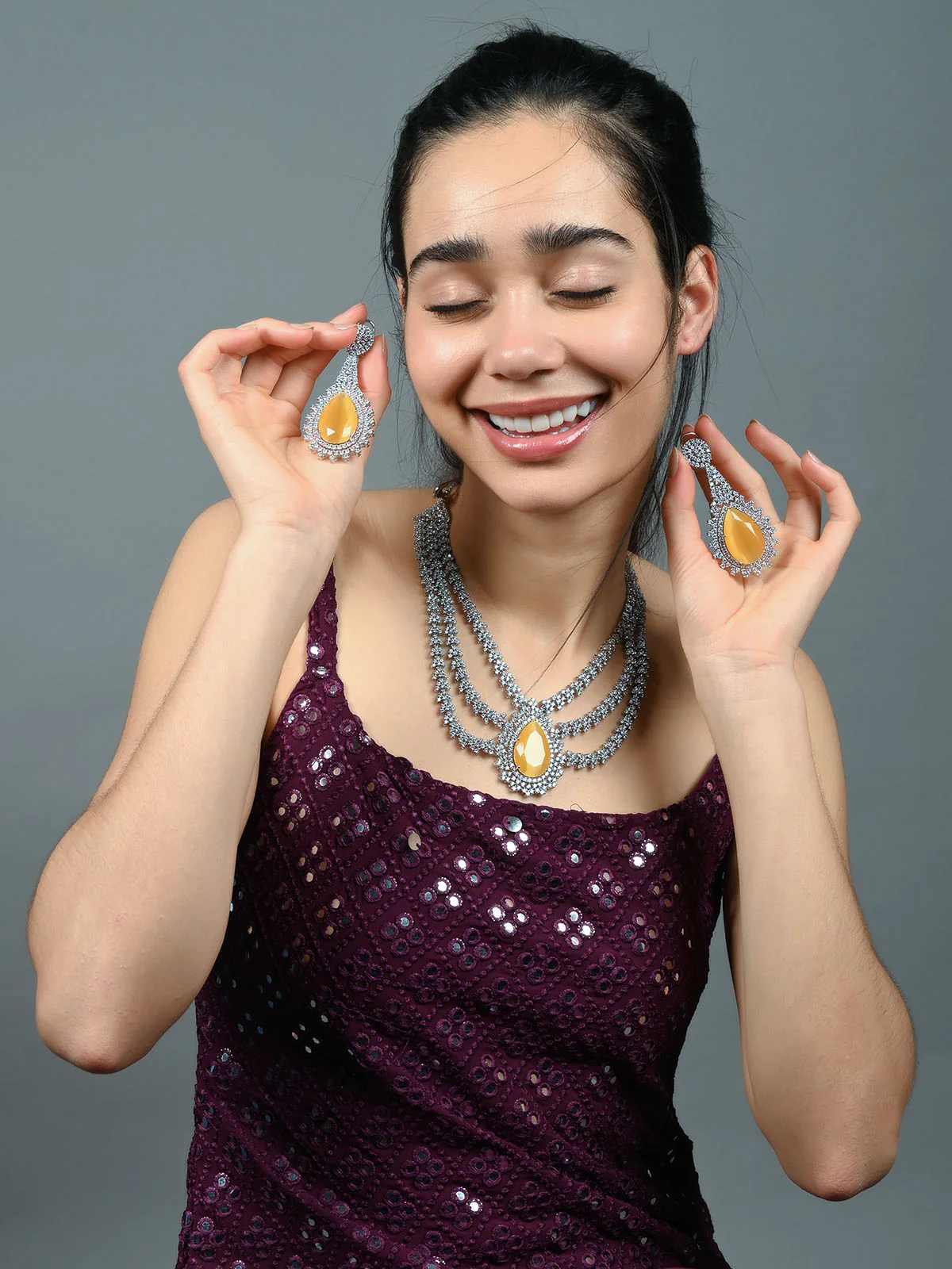 Odette Yellow Alloy Embellished Jewellery Set For Women - Image 2
