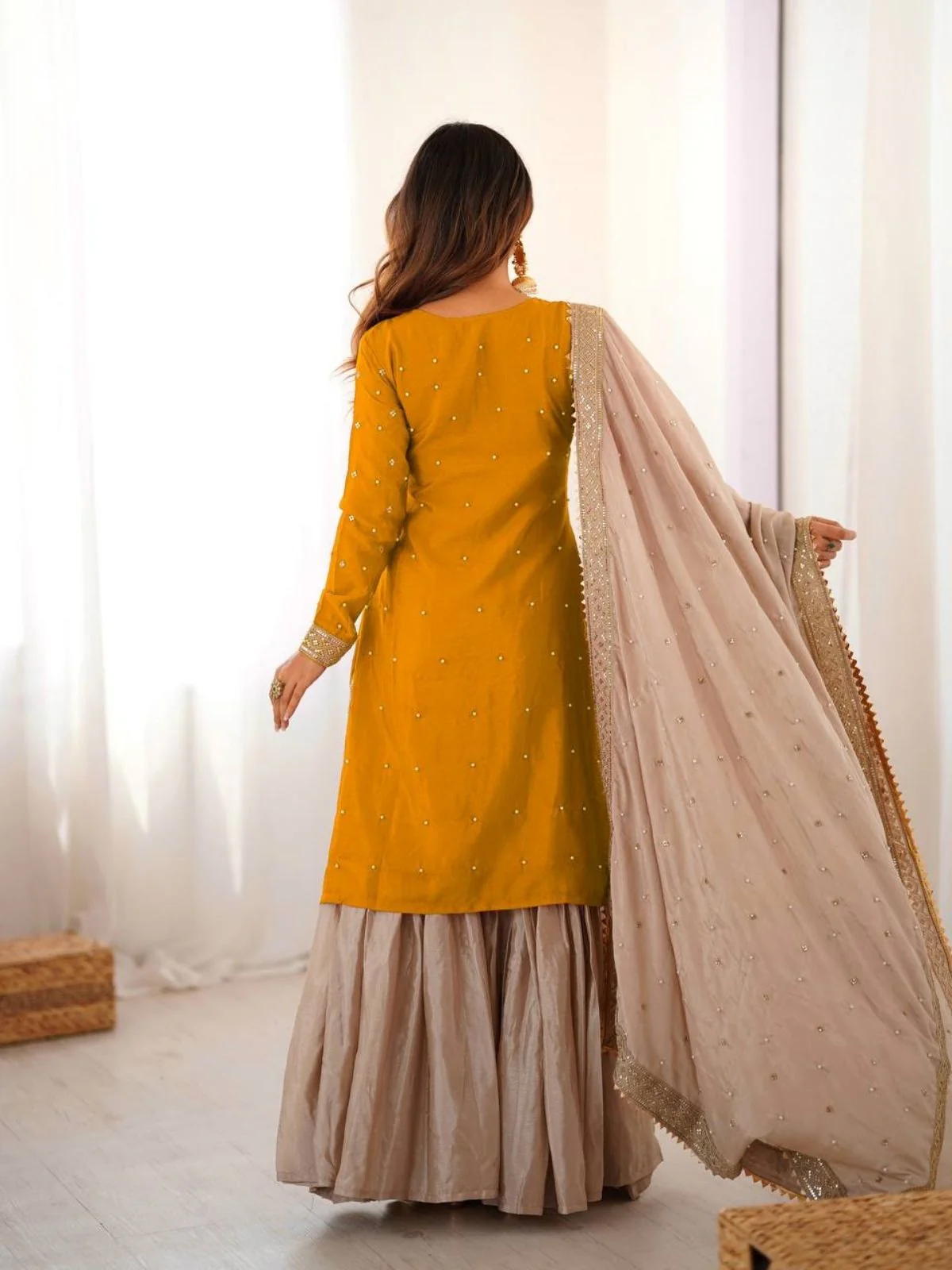 Odette Yellow Chinon Solid Stitched Kurta Set For Women - Image 3
