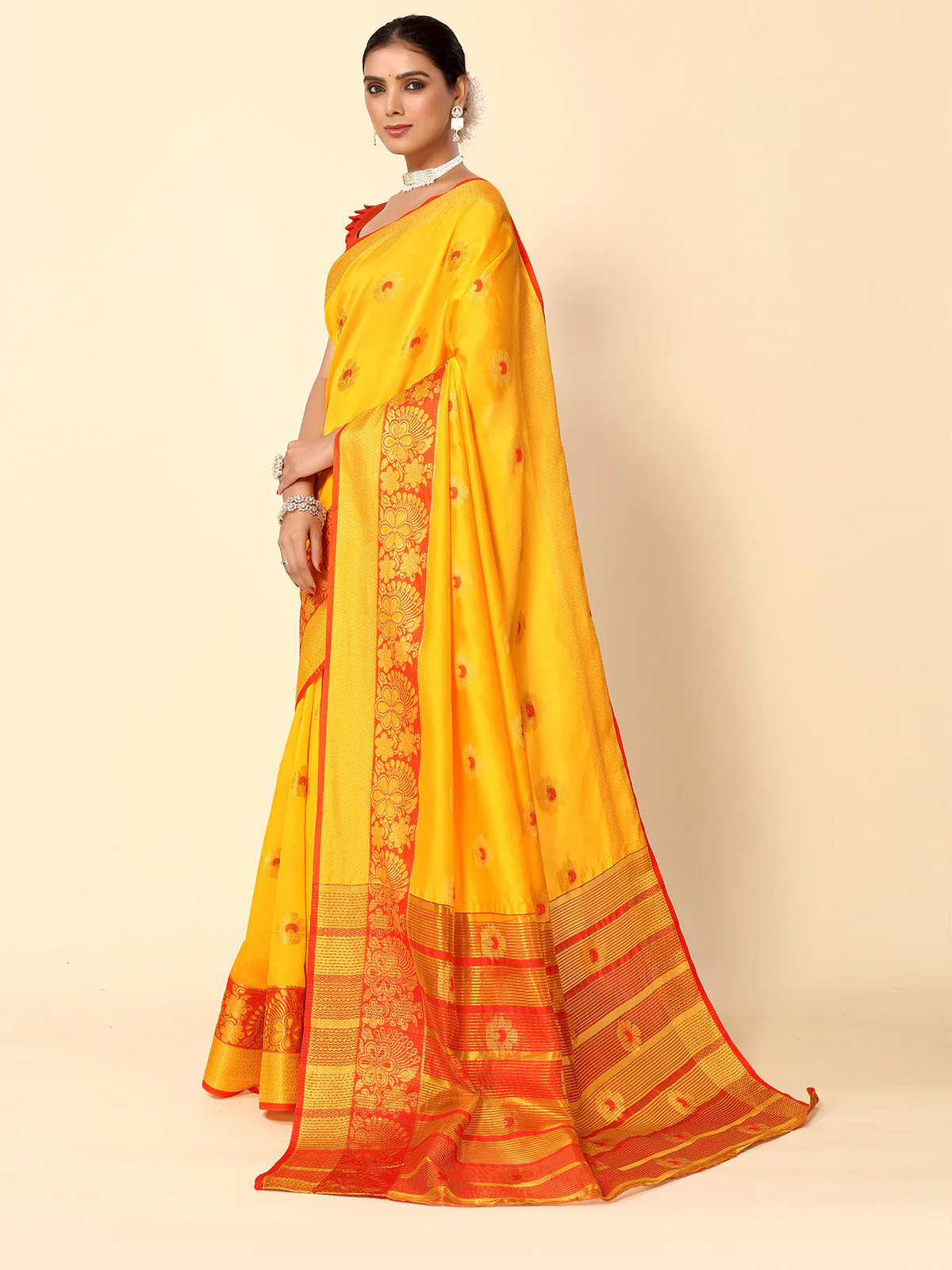 Odette Yellow Cotton Blend Woven Design Saree With Unstitched Blouse For Women - Image 2