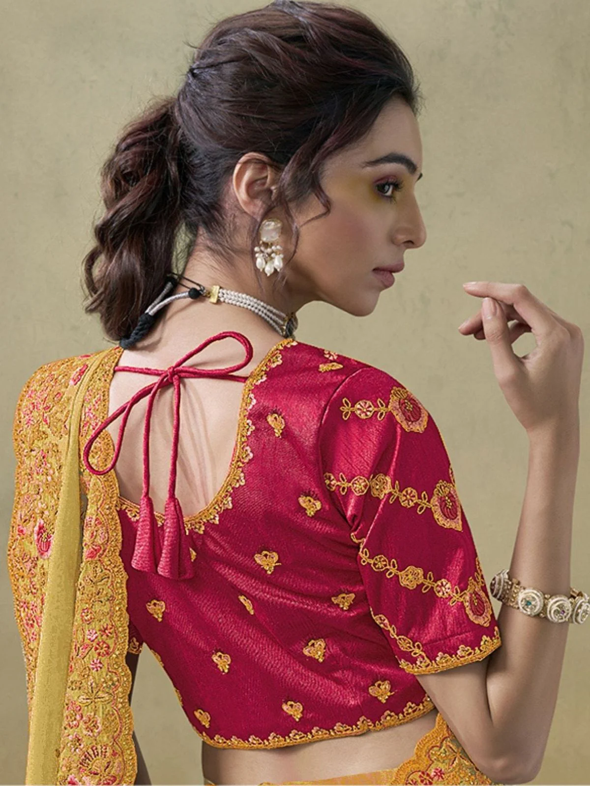 Odette Yellow Georgette Embroidered Elegant Saree For Women - Image 3