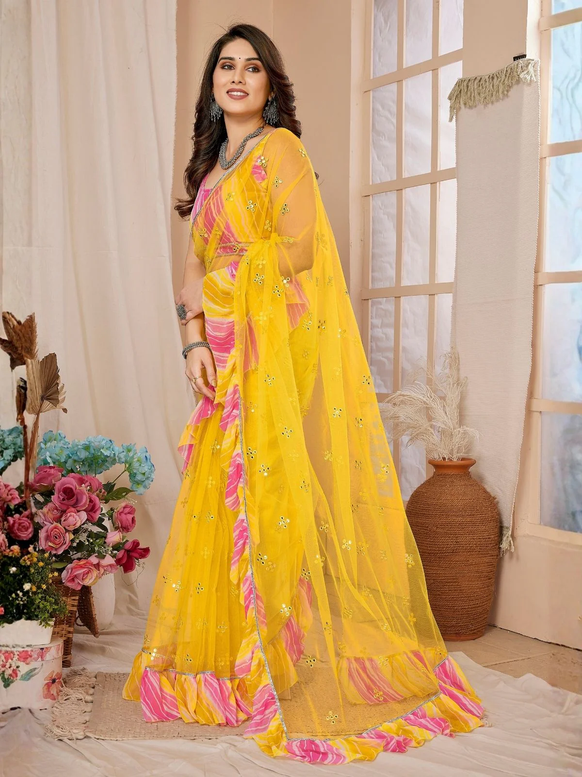 Odette Yellow Georgette Plain Saree For Women - Image 2